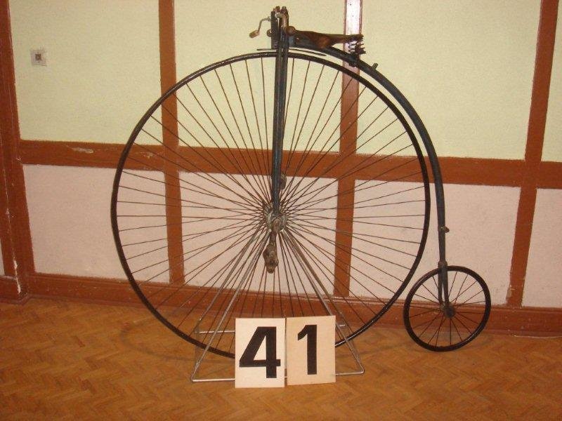 032 (2)